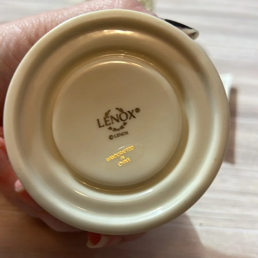 Lenox pierced China votives 2 pieces decorated with 24 karat gold